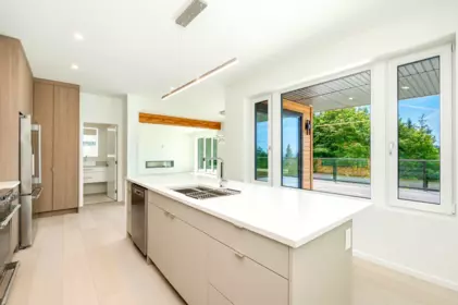 Kitchen Island Photo of 971 Marine Drive, Gibsons, BC