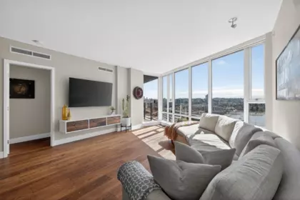 Breakfast Nook Photo of 2503 8 Smithe Mews, Vancouver, BC