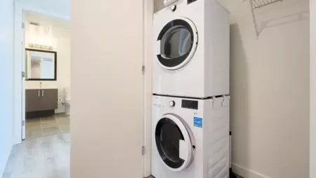 Walk-In Closet Photo of 3608 13350 Central Avenue, Surrey, BC