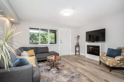 Family Room Photo of 40 1268 Riverside Drive Drive, Port Coquitlam, BC