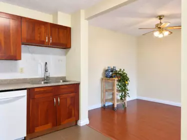 Kitchen Island Photo of 812 6611 Minoru Boulevard, Richmond, BC