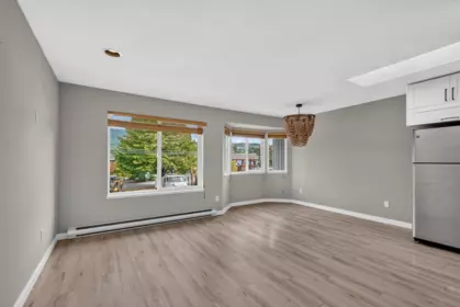 Dining Area Photo of 29 5761 Wharf Avenue, Sechelt, BC