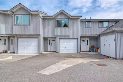 29 5761 Wharf Avenue, Sechelt, BC, Sechelt — Townhouse for sale