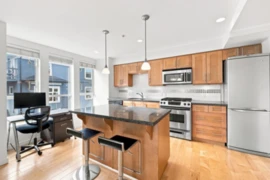 302 2626 Alberta Street, Vancouver, BC