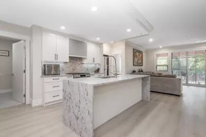 Kitchen Photo of 201 16499 64 Avenue, Surrey, BC