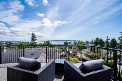 976 Parker Street, White Rock, BC, White rock — Single Family Residence for sale