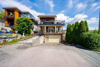 976 Parker Street, White Rock, BC, White rock — Single Family Residence for sale