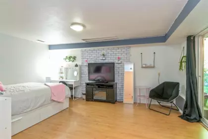 Basement Recreation Room Photo of 23913 58a Avenue, Langley, BC
