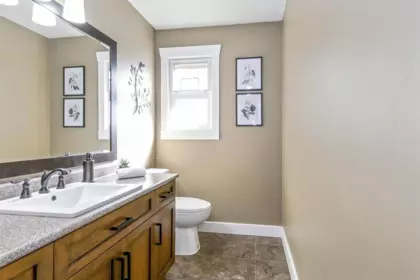 Guest Bathroom Photo of 23913 58a Avenue, Langley, BC