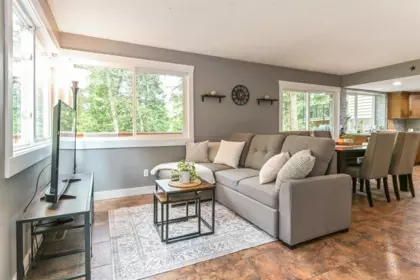 Kitchen Photo of 23913 58a Avenue, Langley, BC