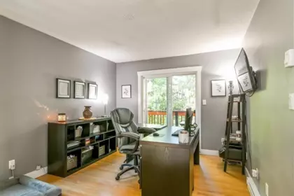 Powder Room Photo of 23913 58a Avenue, Langley, BC