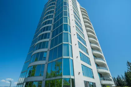 302 32330 South Fraser Way, Abbotsford, BC, Abbotsford — Apartment/Condo for sale