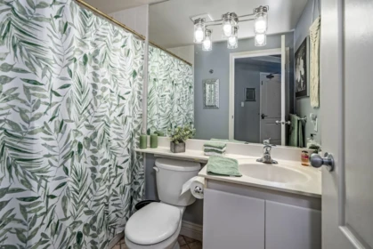Mudroom Photo of 302 32330 South Fraser Way, Abbotsford, BC