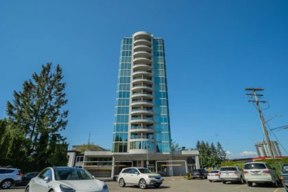 Playground / Recreational Area Near 302 32330 South Fraser Way, Abbotsford, BC
