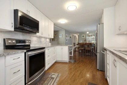 Kitchen Photo of 28 2035 Martens Street, Abbotsford, BC