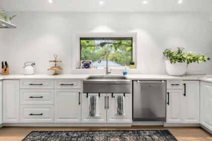 Kitchen Island Photo of 1315 Western Place, Port Coquitlam, BC