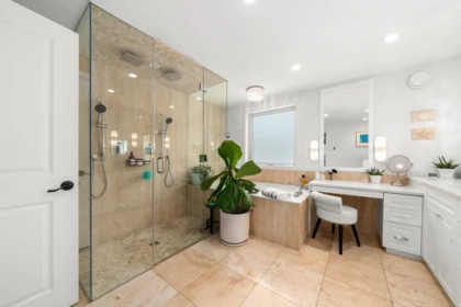 Powder Room Photo of 1315 Western Place, Port Coquitlam, BC