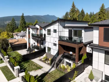 806 Montroyal Boulevard, North Vancouver, BC, North Vancouver — Single Family Residence for sale