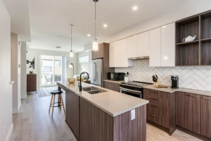 16 2505 Ware Street, Abbotsford, BC, Abbotsford — Townhouse for sale