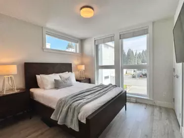 Guest Bathroom Photo of 16 2505 Ware Street, Abbotsford, BC