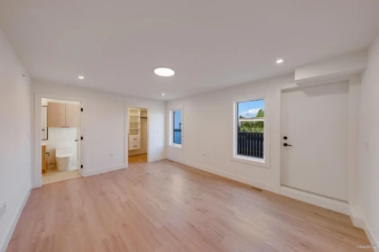 Garage Interior Photo of 6 6136 Irmin Street, Burnaby, BC
