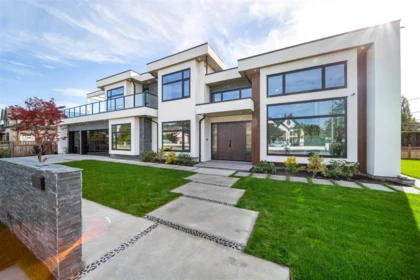 9240 Saunders Road, Richmond, BC, Richmond — Single Family Residence for sale