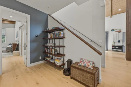 Basement Recreation Room Photo of 3324 Mamquam Road, Squamish, BC