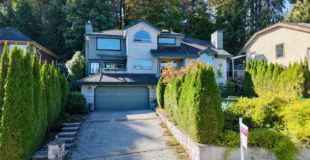 19 Burrard Crescent, Port Moody, BC, Port Moody — Single Family Residence for sale