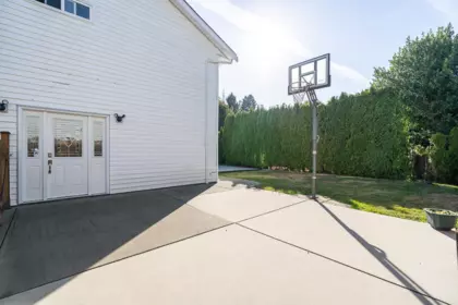 Swimming Pool Photo of 4875 Linden Drive, Delta, BC