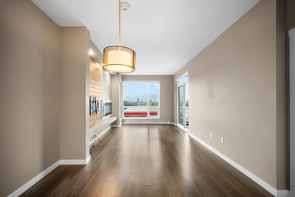 Primary Bedroom Photo of 111 2242 Whatcom Road, Abbotsford, BC