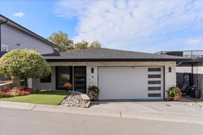 5 5248 Goldspring Place, Chilliwack, BC, Chilliwack — Single Family Residence for sale