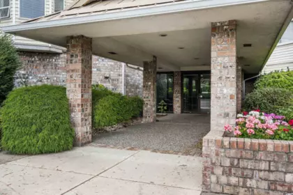 302 8725 Elm Drive, Chilliwack, BC, Chilliwack — Apartment/Condo for sale