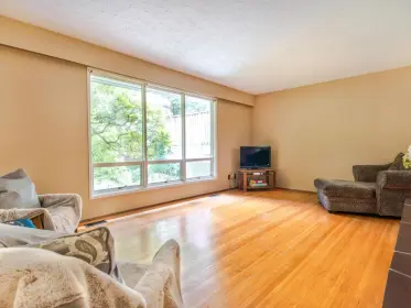 5363 Canada Way, Burnaby, BC, Burnaby — Single Family Residence for sale
