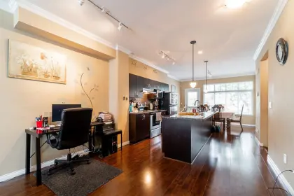 44 19480 66 Avenue, Surrey, BC, Surrey — Townhouse for sale