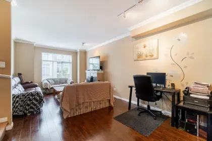 44 19480 66 Avenue, Surrey, BC, Surrey — Townhouse for sale
