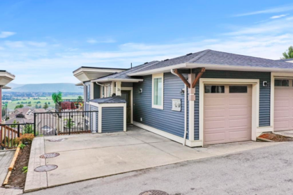 25 47315 Sylvan Drive, Sardis, BC, Sardis — Townhouse for sale