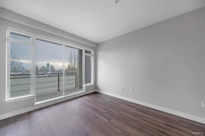405 4289 Hastings Street, Burnaby, BC, Burnaby — Apartment/Condo for sale