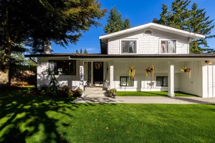 20431 42a Avenue, Langley, BC, Langley — Single Family Residence for sale