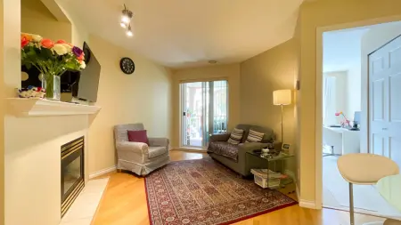 211 5600 Andrews Road, Richmond, BC, Richmond — Apartment/Condo for sale