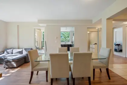 302 9390 University Crescent, Burnaby, BC, Burnaby — Apartment/Condo for sale