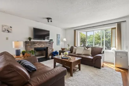 15251 97 Avenue, Surrey, BC, Surrey — Single Family Residence for sale