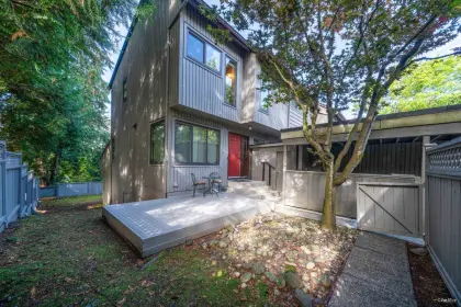 4738 Cedarglen Place, Burnaby, BC, Burnaby — Townhouse for sale