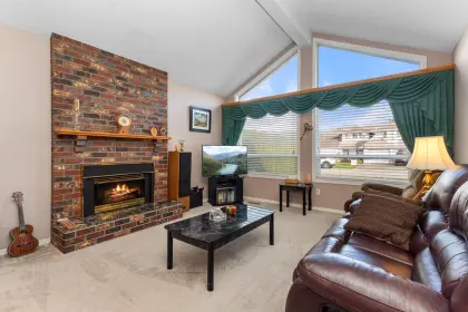 46166 Christina Drive, Chilliwack, BC, Chilliwack — Single Family Residence for sale