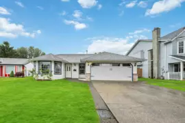 2717 Dehavilland Court, Abbotsford, BC