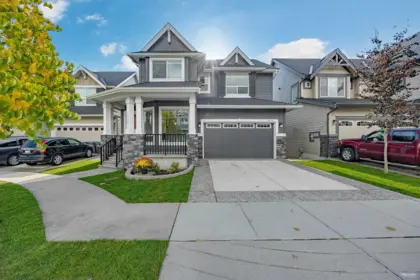 16792 17b Avenue, Surrey, BC, Surrey — Single Family Residence for sale