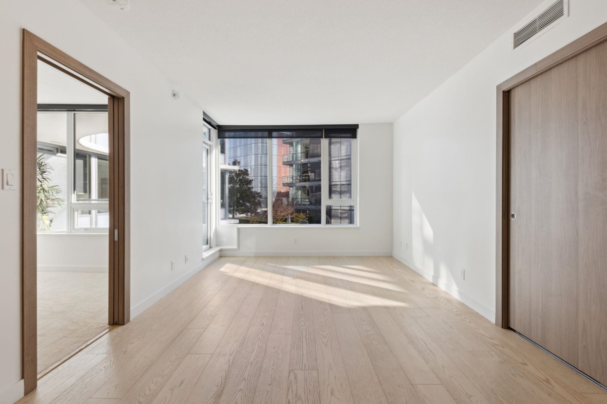 Living Room Photo of 1502 68 Smithe Street, Vancouver, BC
