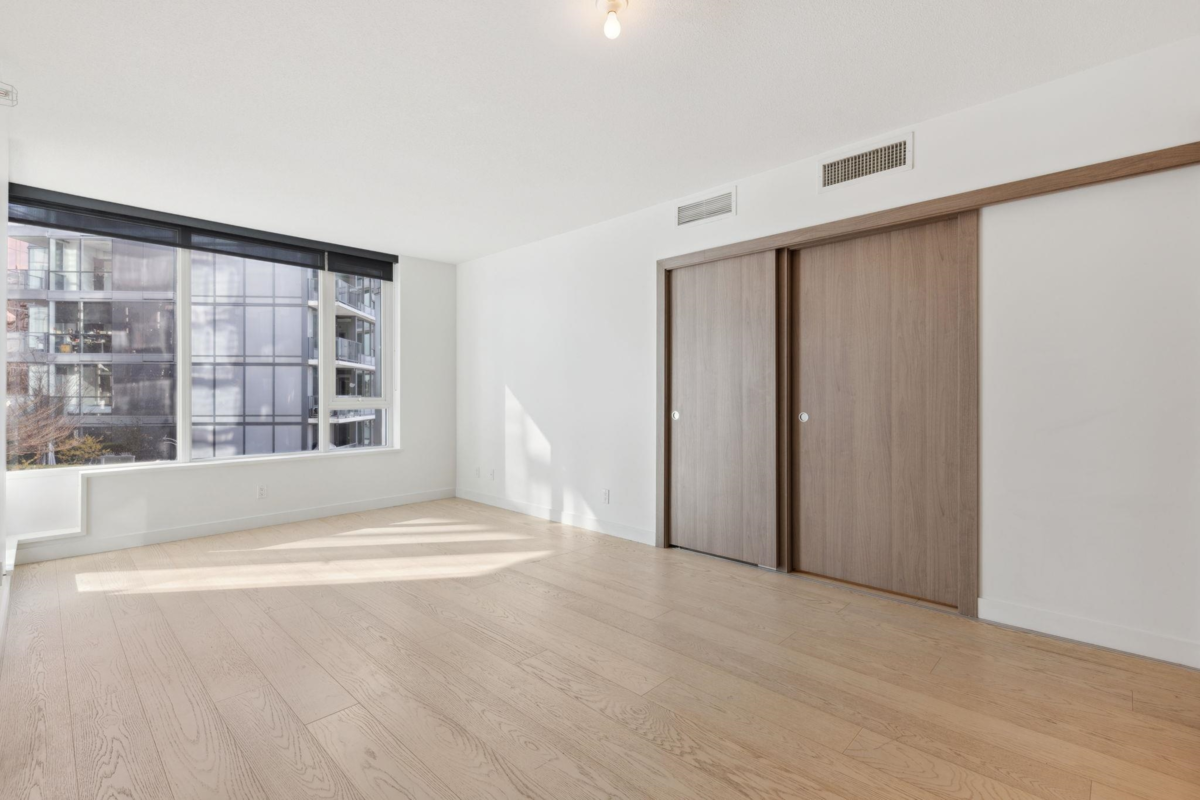 Dining Area Photo of 1502 68 Smithe Street, Vancouver, BC