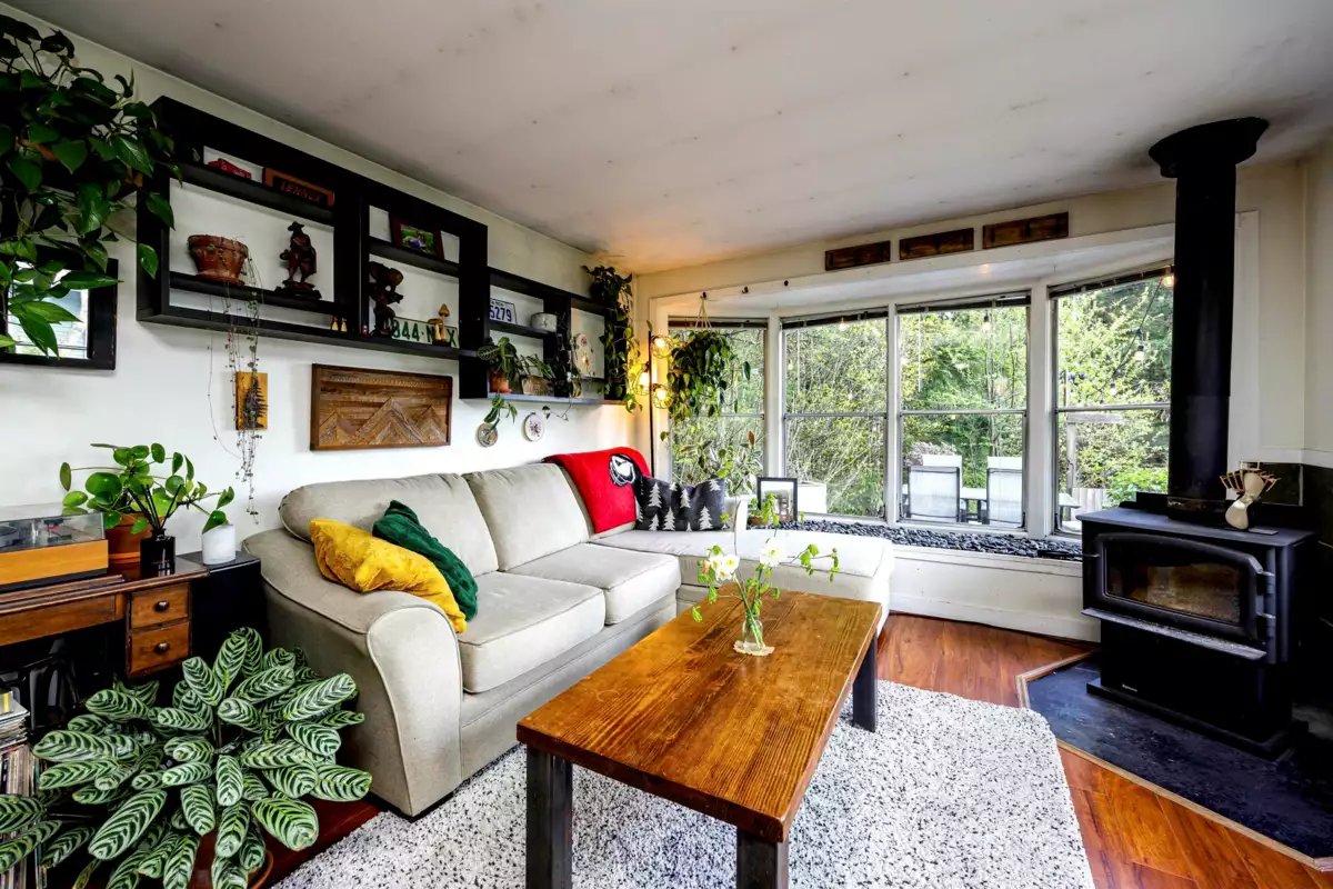 Bedroom 2 Photo of 966 Copper Drive, Britannia Beach, BC