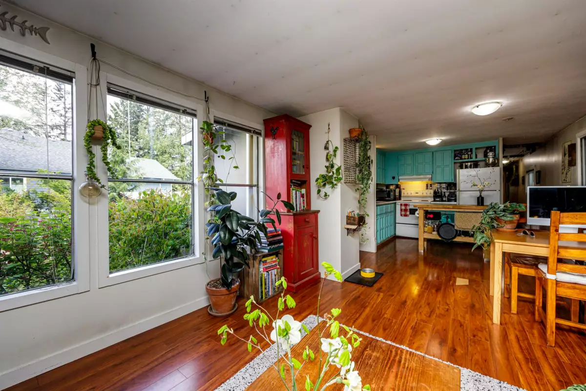 Bedroom 4 Photo of 966 Copper Drive, Britannia Beach, BC
