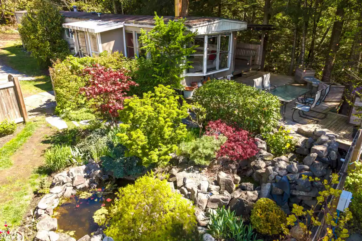 Dining Area Photo of 966 Copper Drive, Britannia Beach, BC